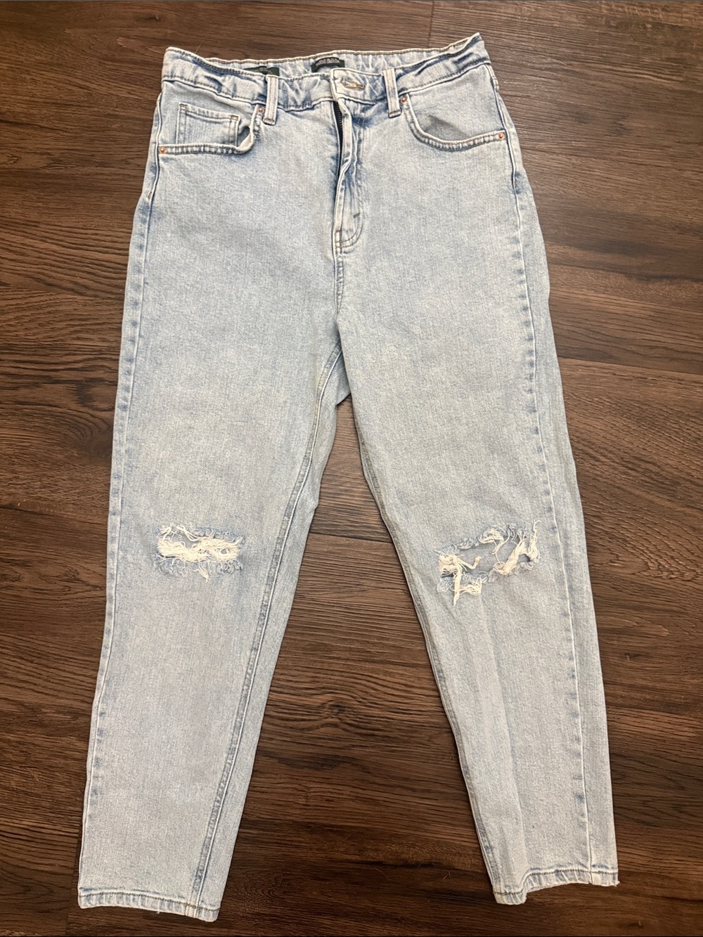 wild fable Light Wash Distressed Boyfriend Jeans